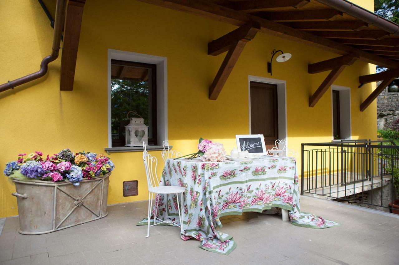 Agriturismo La Logia du Scurnoto Villa Zeri Esterno foto